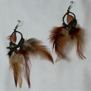 🐼 3/$25 NWOT Feathered Bohemian Earrings